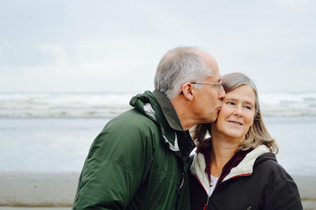 Aging Gracefully:  Tips for Maintaining Mobility and Independence in Your Senior Years
